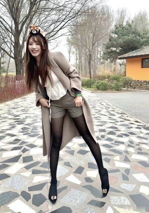 少妇两根一起进3p