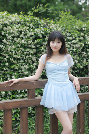 和小姪女做很舒服