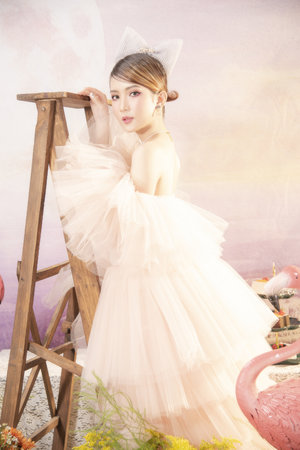 亚洲国产日韩制服第一页