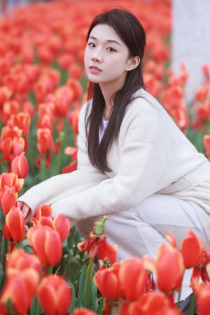 小受被多个攻强NP短篇小说