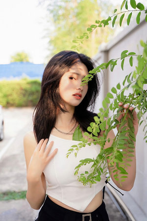 91欧美专区黑色丁字裤